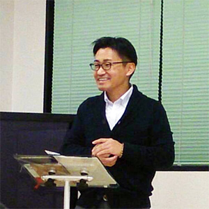 講師画像